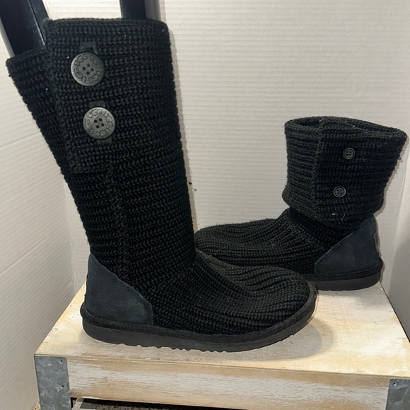 UGG Cardy II Black 1017328K Kid's / Youth Winter Boot - Picture 2 of 12